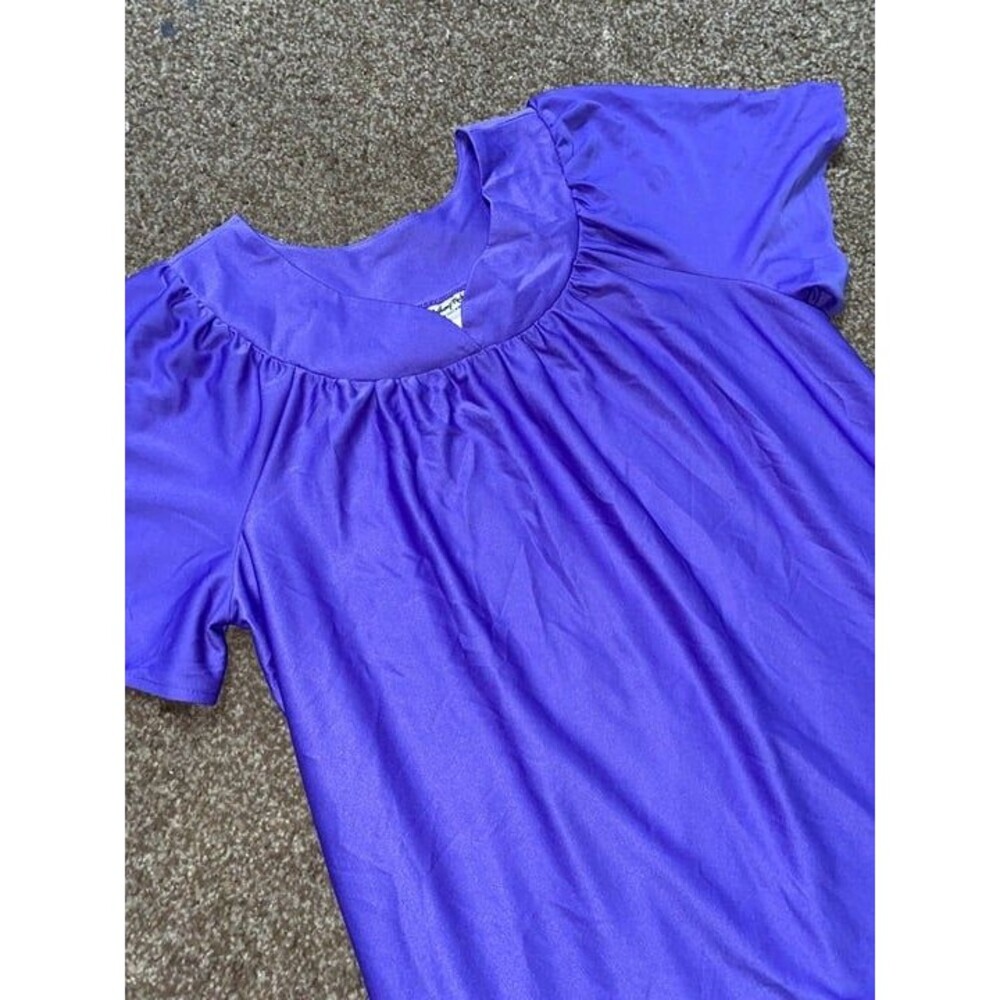 ^Anthony Richards medium Vibran Purple moo moo night gown 43” long